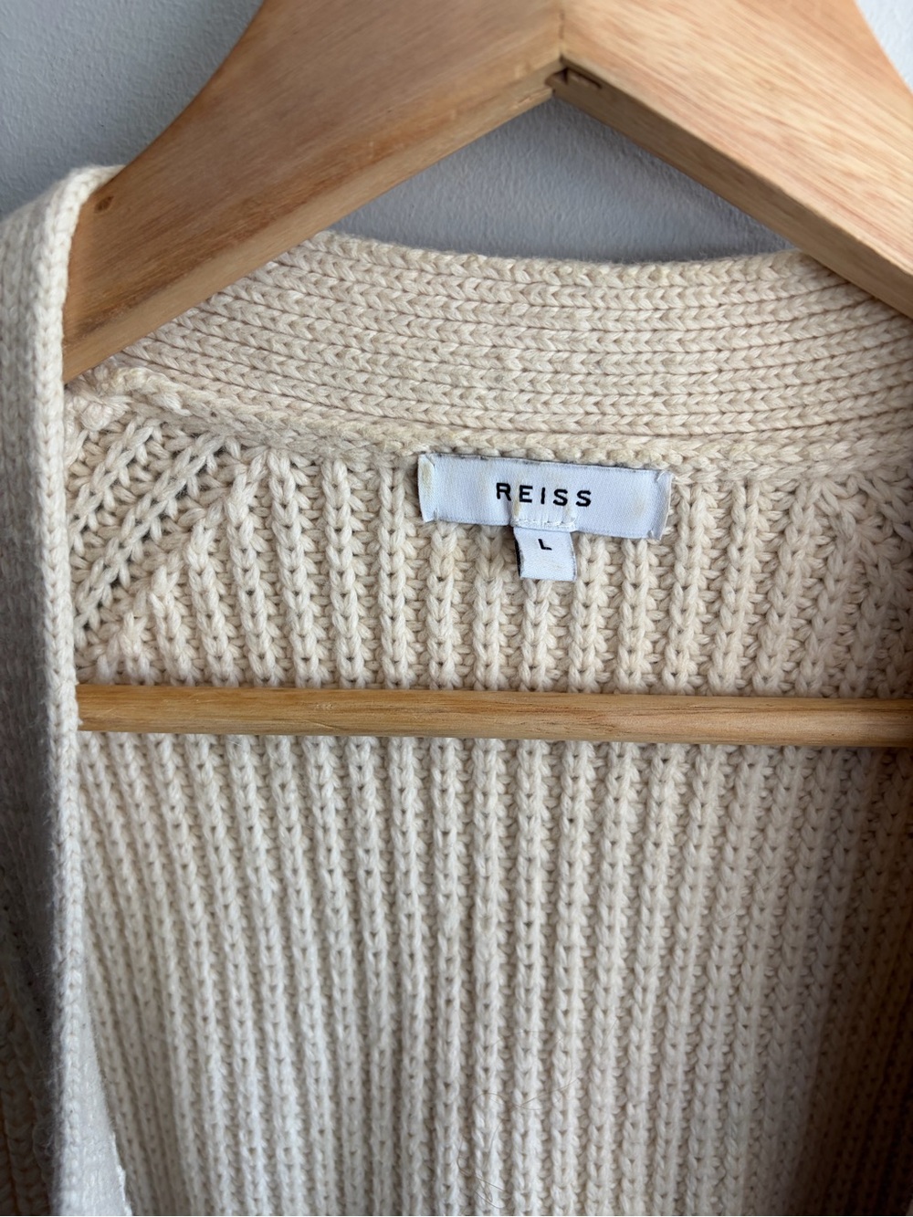 Reiss Cream Ribbed Button-Up Cardigan - Picture 3 of 6
